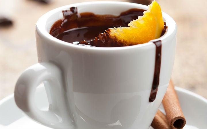 Portakallı Sıcak Çikolata Tarifi