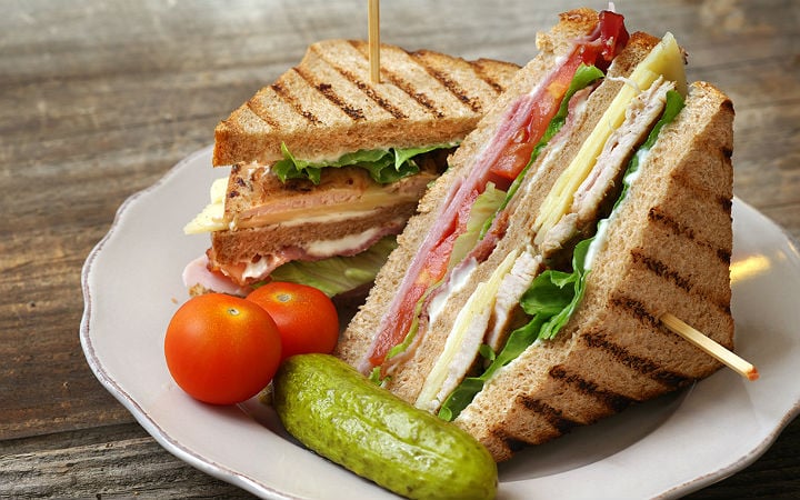 Club Sandwich Tarifi