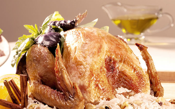 İç Pilavlı Tavuk Dolma Tarifi