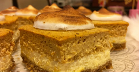 Bal Kabaklı ve Merengli Cheesecake Barları