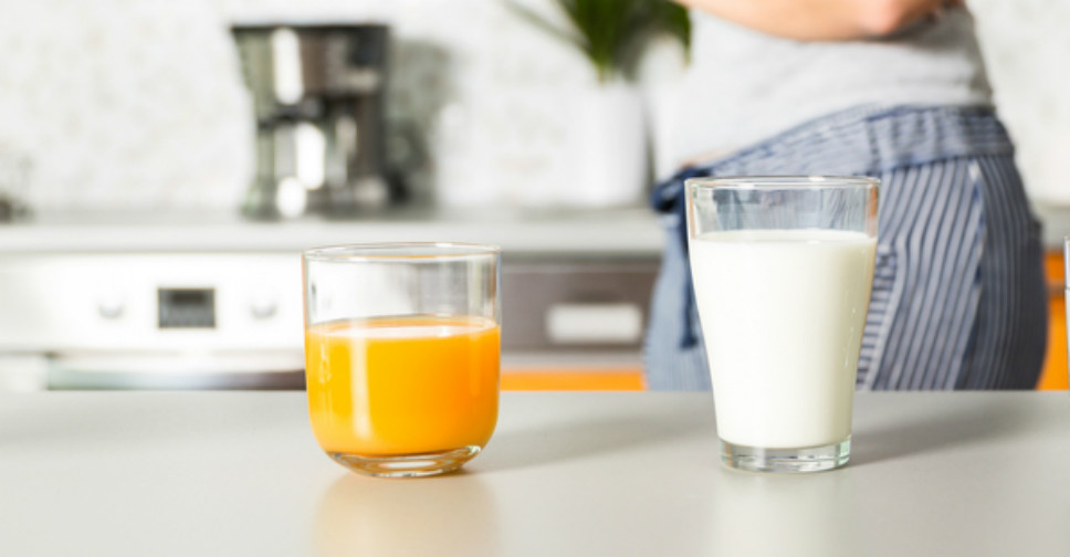 Zor Seçim: Sabahları Taze Sıkılmış Portakal Suyu mu Yoksa Süt mü İçmek  Faydalı? - Yemek.com