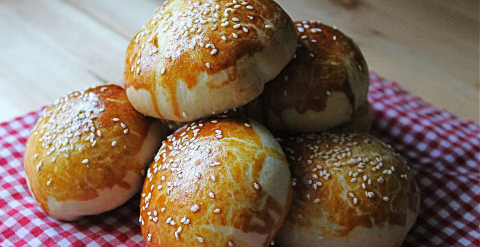 Tam Ölçülü Sütlü Poğaça