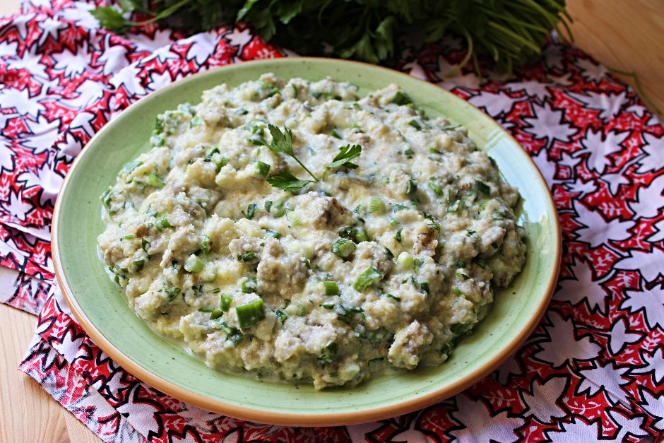 Patlıcanlı Bulgur Salatası Tarifi