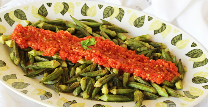 Soslu Bamya Kavurması