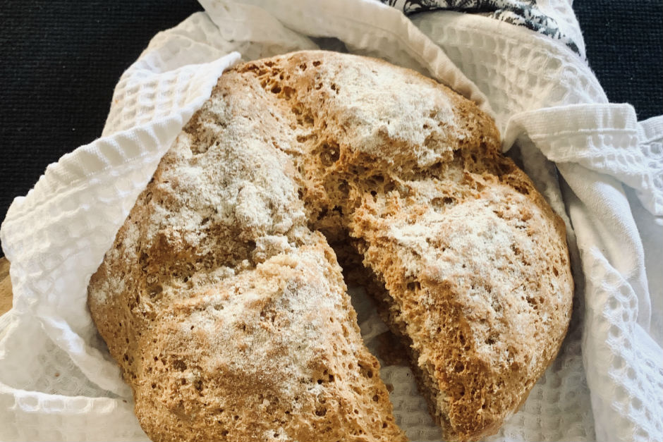 Ev Yapımı Tam Buğday Ekmeği Tarifi