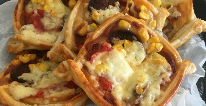 Kahvaltılık Milföy Pizza