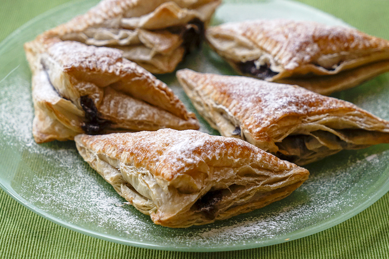 Çikolatalı Milföy Tarifi