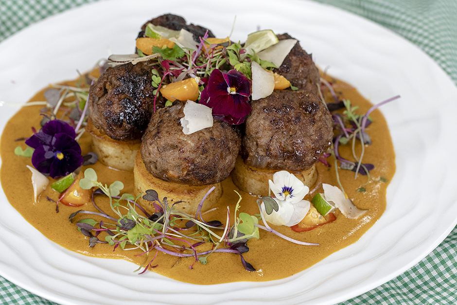 Thai Köri Soslu Parmesanlı Köfte Tarifi