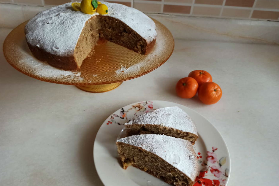 Kahveli Kuru Meyveli Kek Tarifi