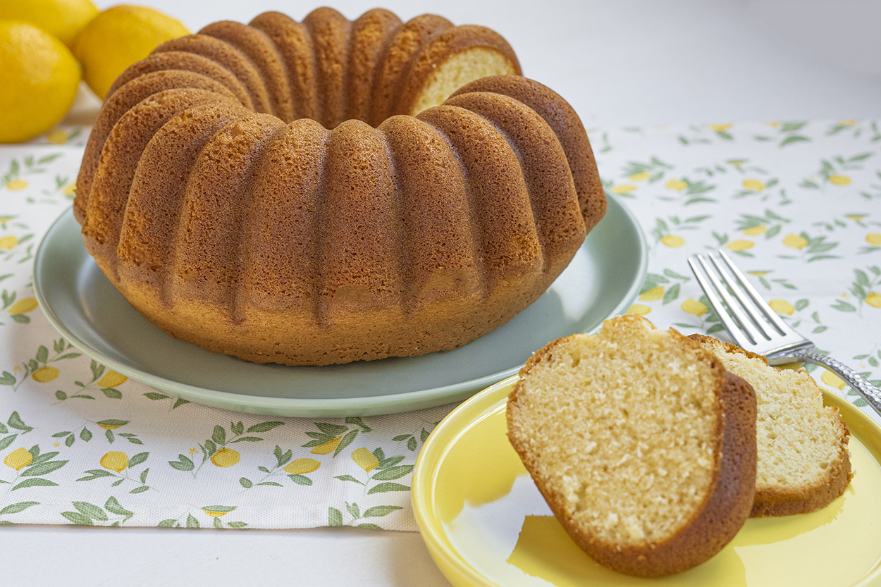 Yumuşacık Ev Keki Tarifi