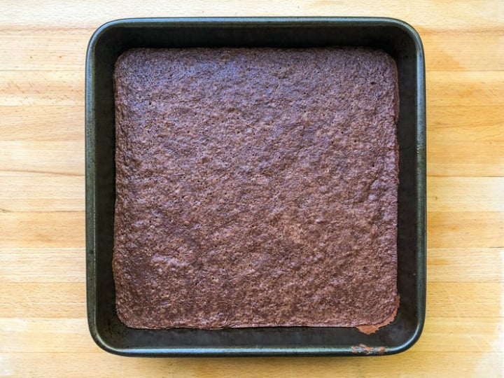 https://www.insider.com/homemade-chocolate-brownies-common-baking-mistakes-photos#using-too-much-flour-expectedly-made-for-thicker-brownies-1 | insider