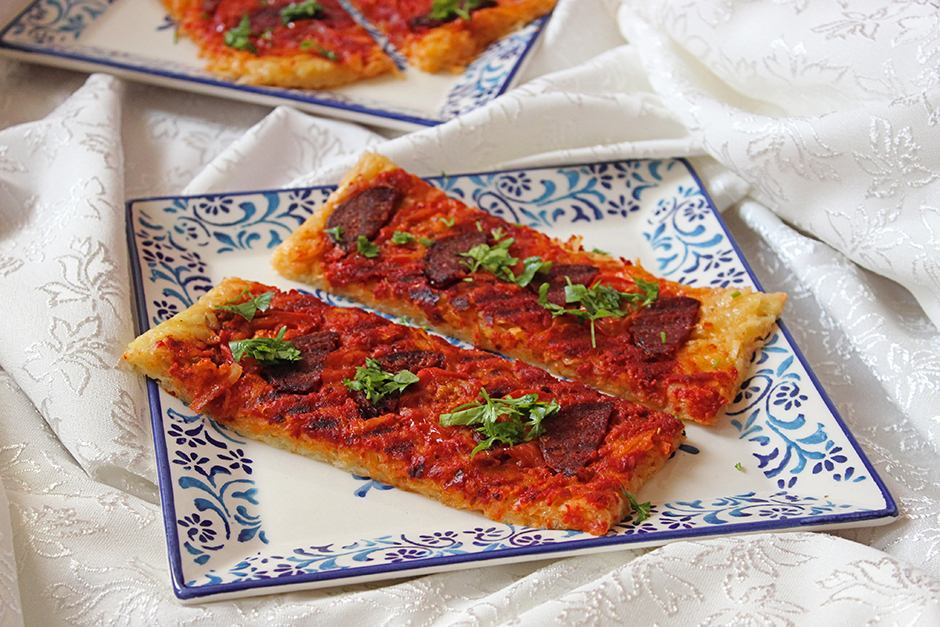 Patatesli Sucuklu Açık Tost Tarifi