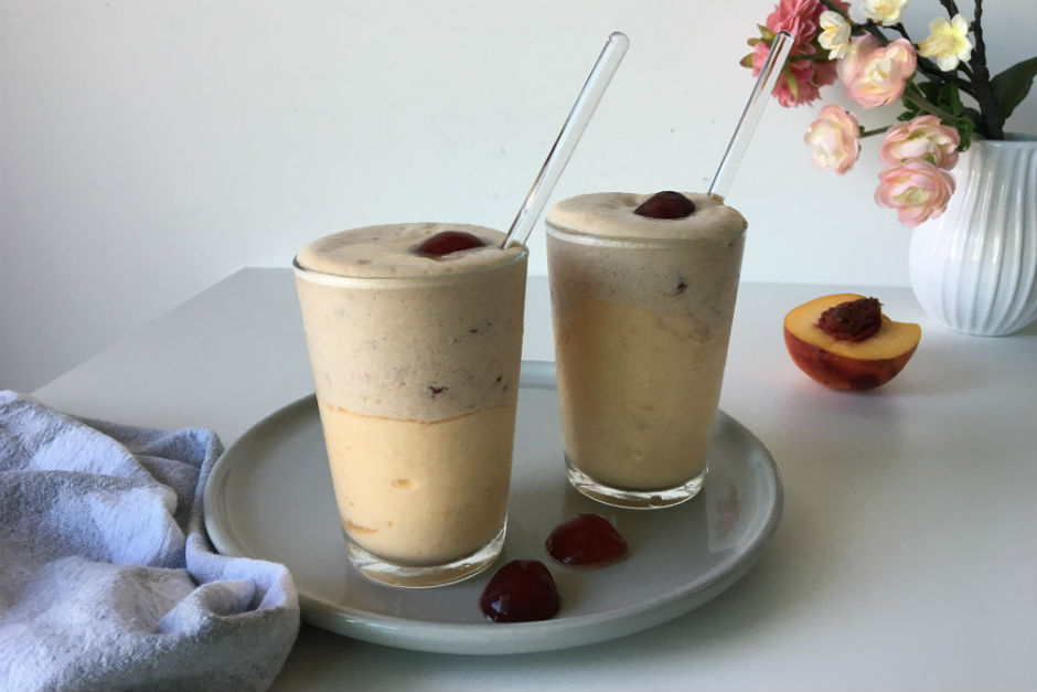 Şeftali ve Kirazlı Smoothie Tarifi