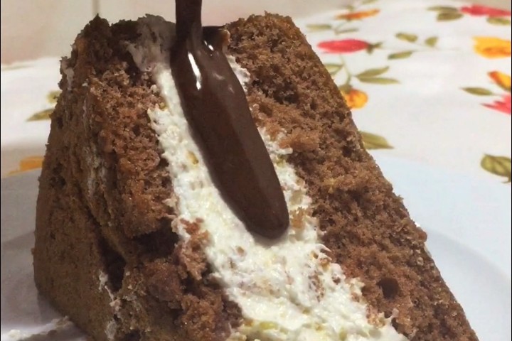 Bebe Bisküvili Yaş Pasta Tarifi