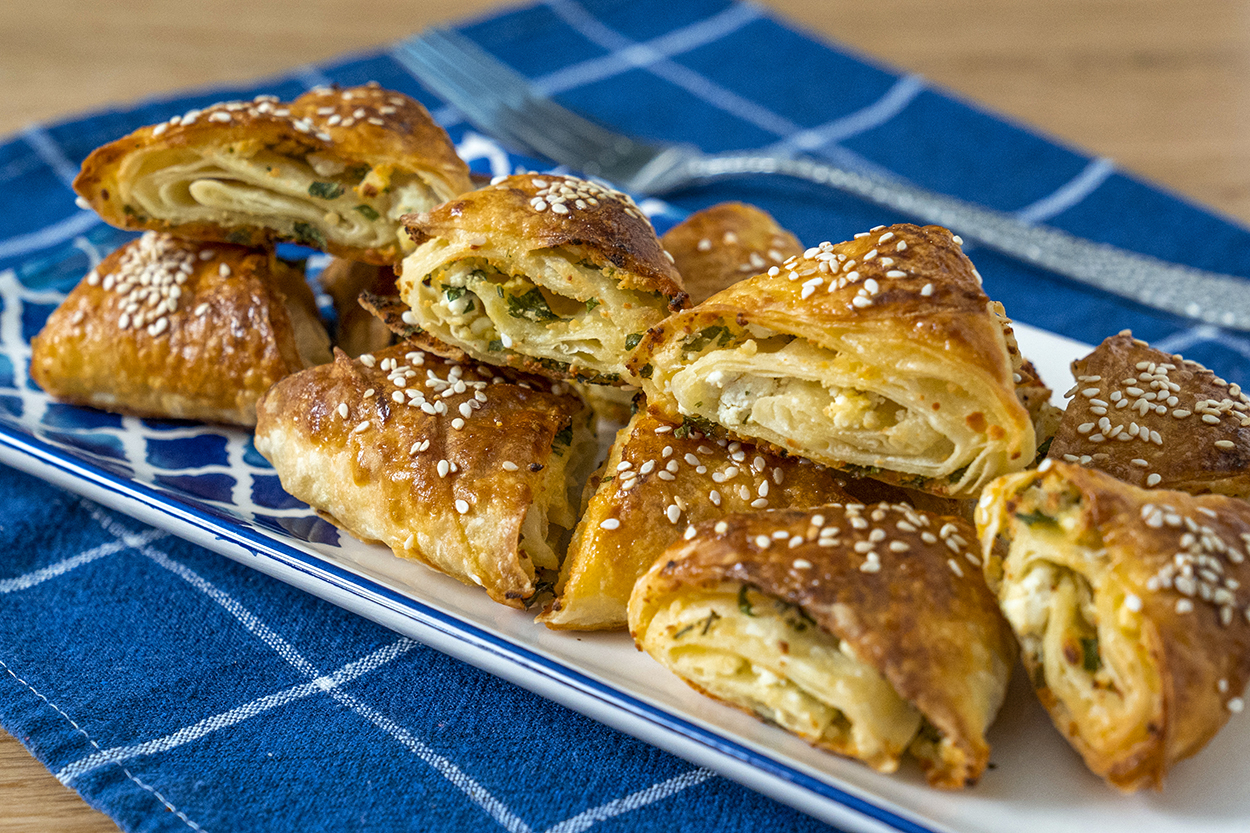 2 Yufkalı Börek Tarifi