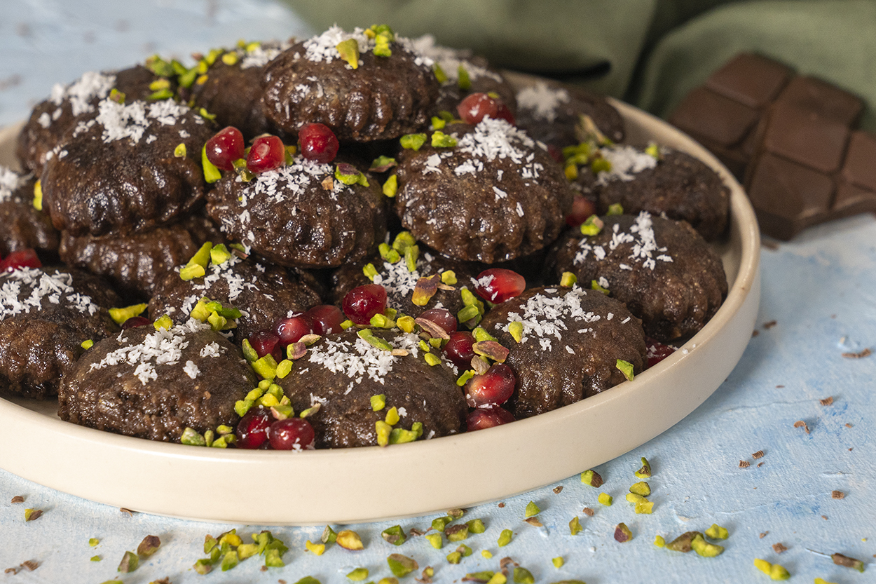 Kakaolu Lokmalık İrmik Tatlısı Tarifi