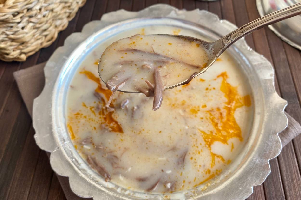 Kelle Paça Tadında Et Çorbası Tarifi