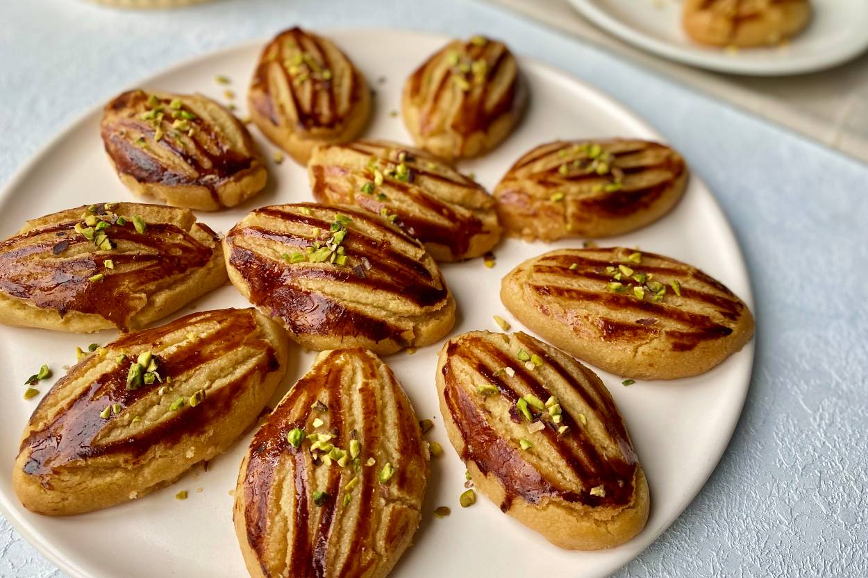 Tam Ölçülü Pastane Şekerparesi Tarifi