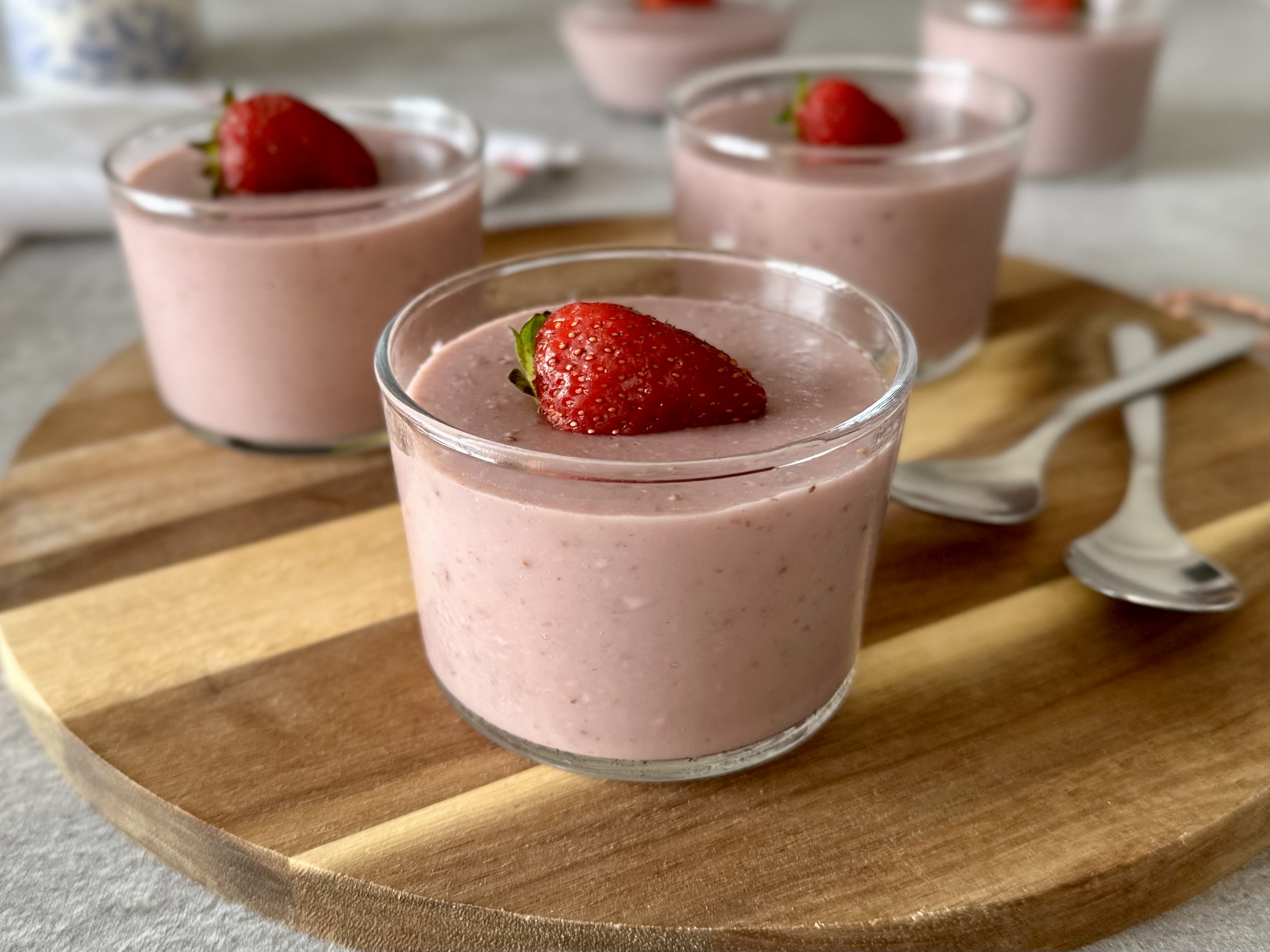 Çilekli Puding Tarifi