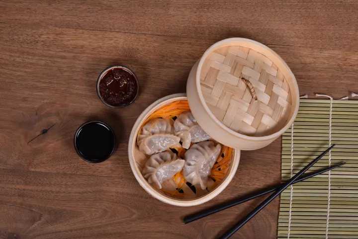 Eagle Chinese Gastro & Sushi Menü