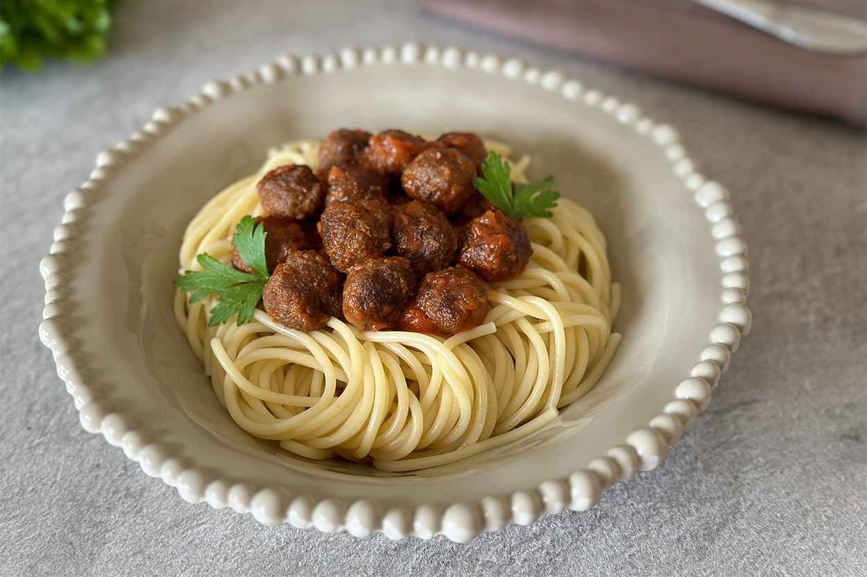 Köfteli Makarna Tarifi