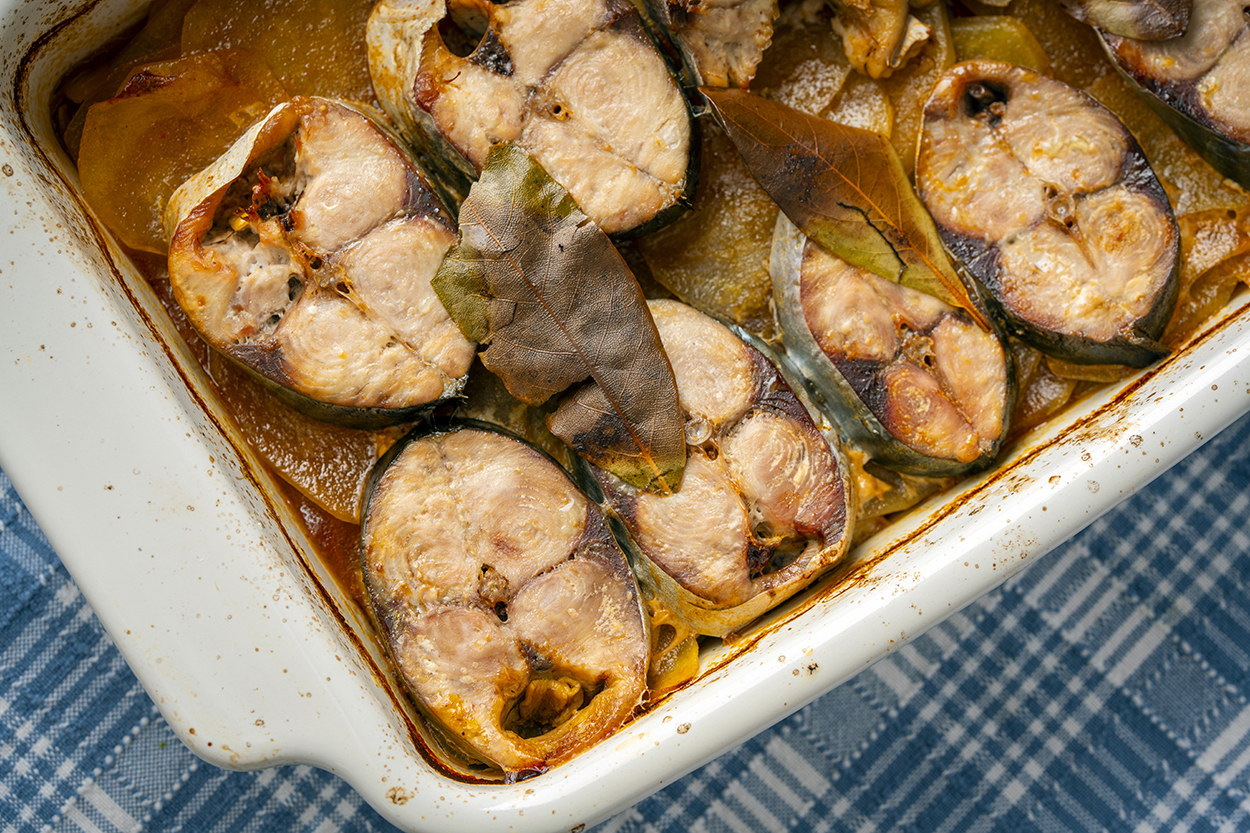 Fırında Sebzeli Palamut Tarifi