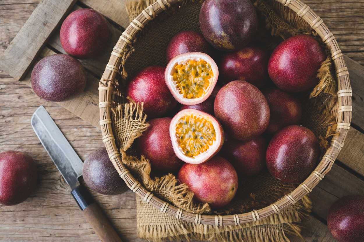 Çarkıfelek meyvesinin besin değerleri nelerdir?