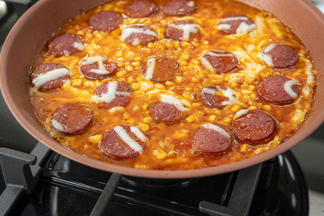 Pizza Tadında Arpa Şehriye Tarifi