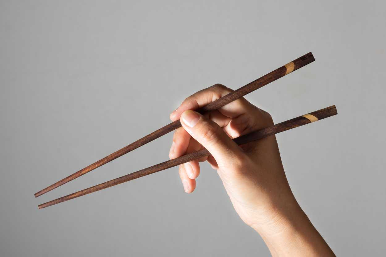 Chopsticks ile yemek yerken nelere dikkat edilmeli?