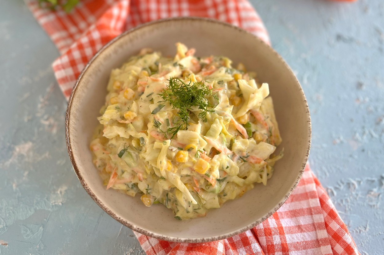 Beyaz Lahana Salatası Tarifi