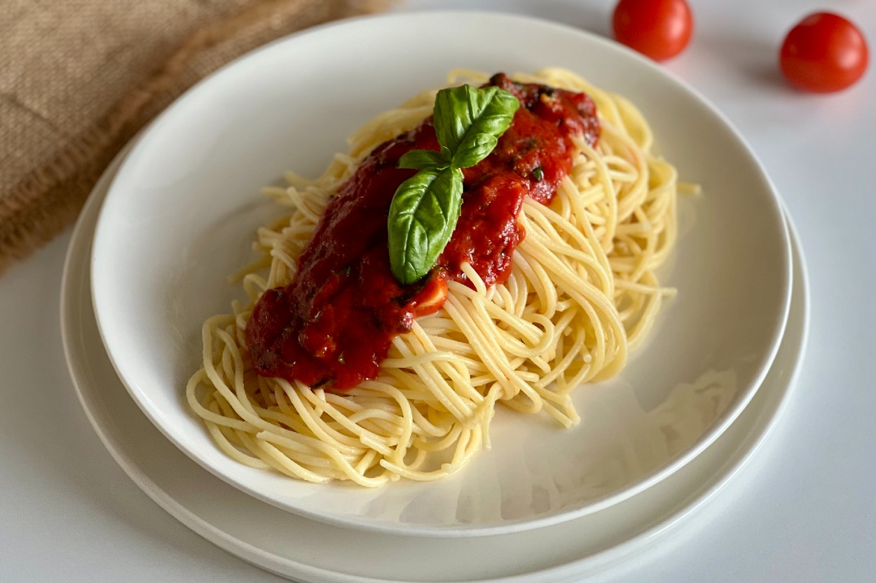 Napoliten Soslu Makarna Tarifi