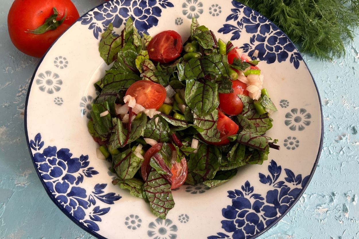 Kuzu Kulağı Salatası Tarifi