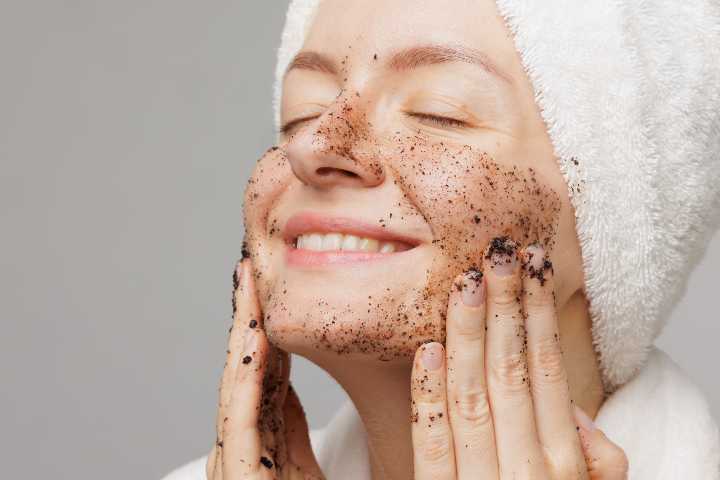 Peeling maskesi ne işe yarar ve ne zaman uygulanmalı?