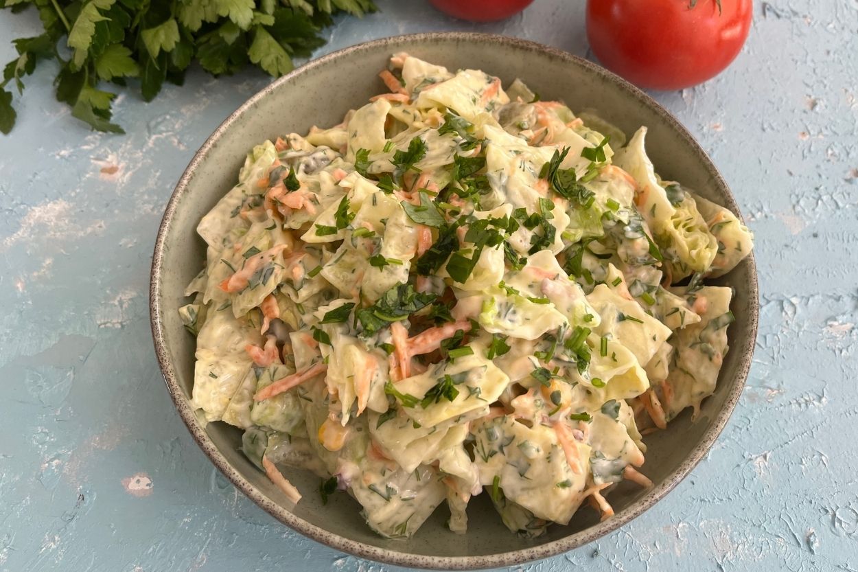 Göbek Salata Tarifi