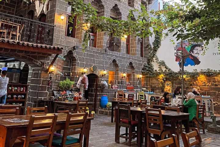 Saraykapı Cafe