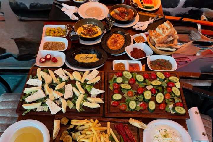 Tarihi Diyarbakır Konağı Cafe & Kahvaltı