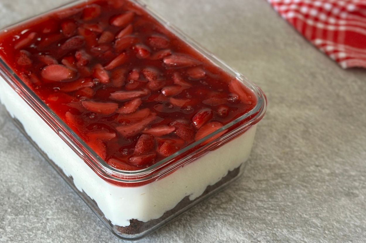 Çilekli Spoonful Tarifi