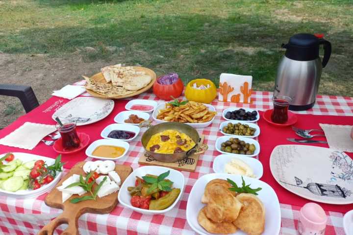 Nize Saklı Bahçe