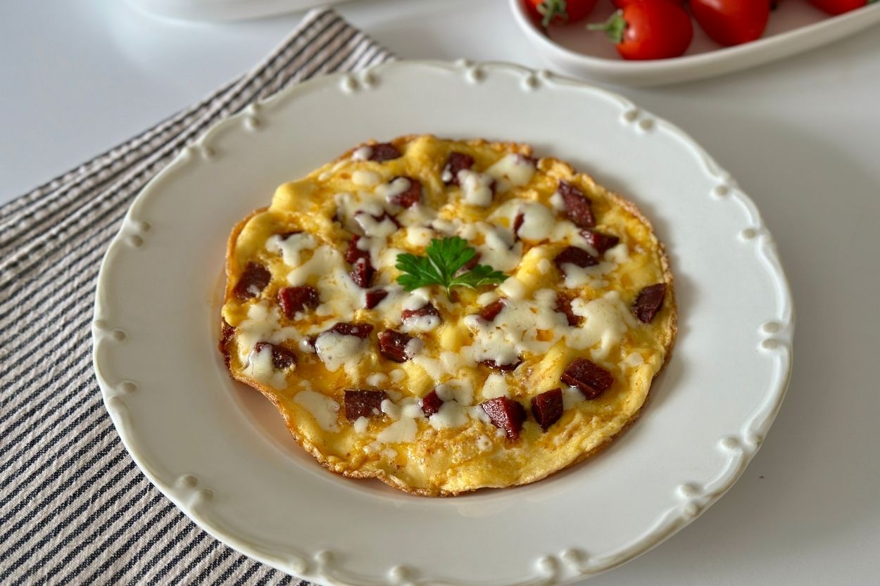 Sucuklu Omlet Tarifi