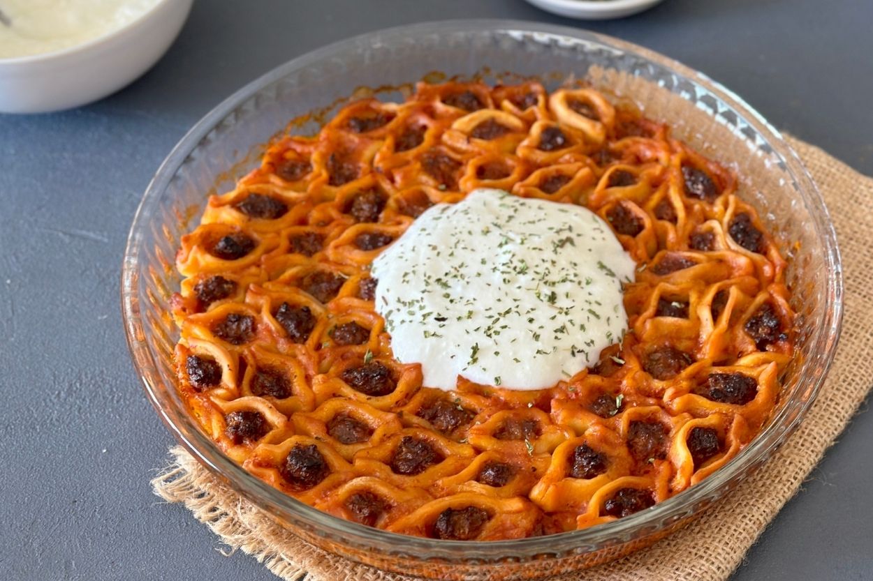 Tepsi Mantısı Tarifi