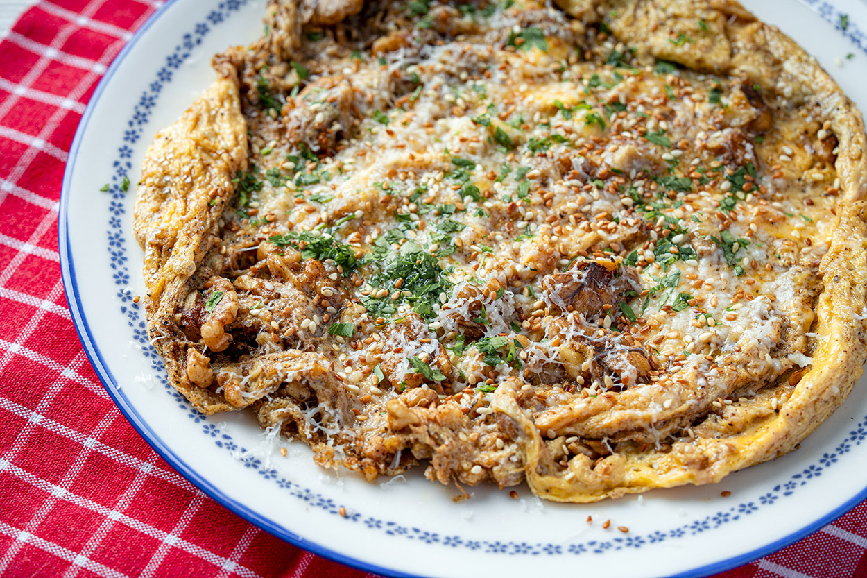 Cevizli Peynirli Yumurta Tarifi