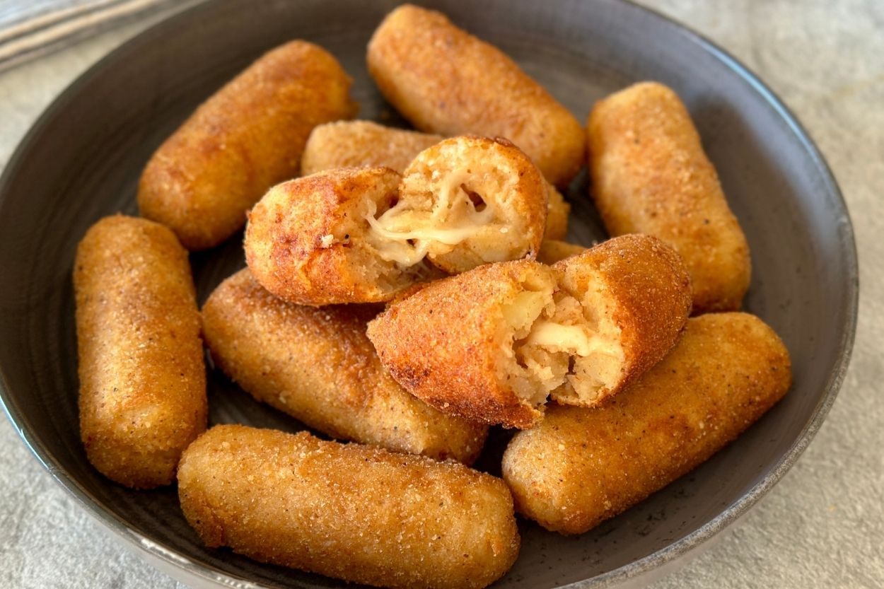 Kaşarlı Patates Köftesi Tarifi