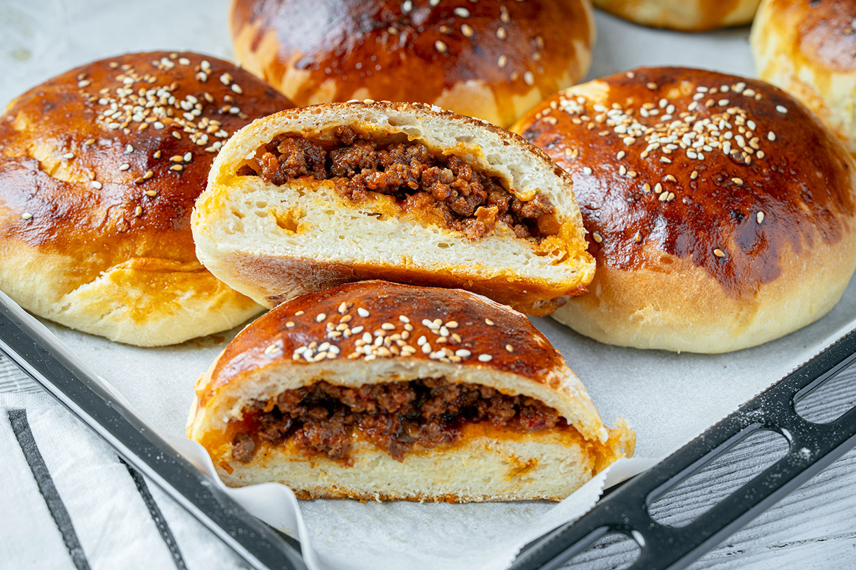 Patatesli Kıymalı Ekmek Tarifi