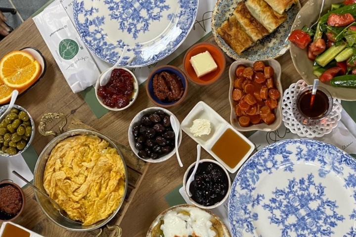 Tezgah Kafe & Kahvaltı