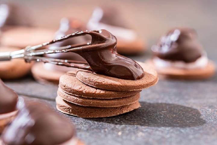 Damla Çikolata Eritme