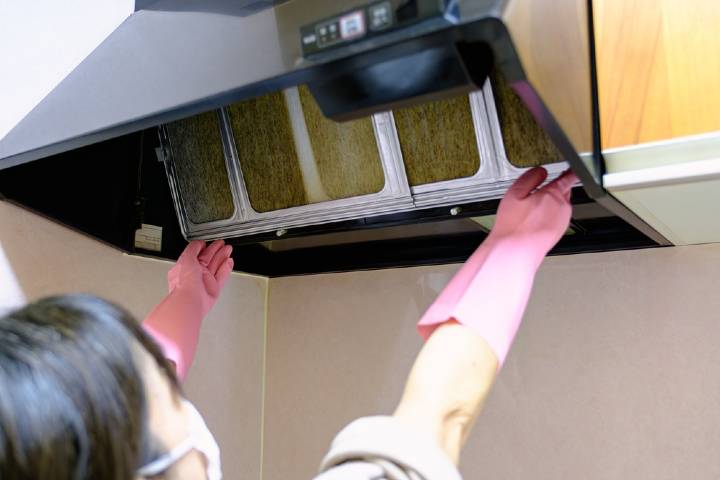 Davlumbaz Nasıl Temizlenir?