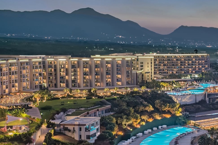 Elexus Hotel Resort & Spa