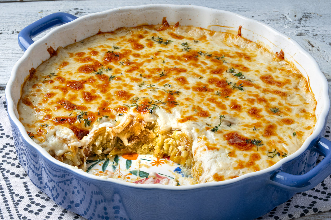 Karamelize Soğanlı Patates Graten Tarifi