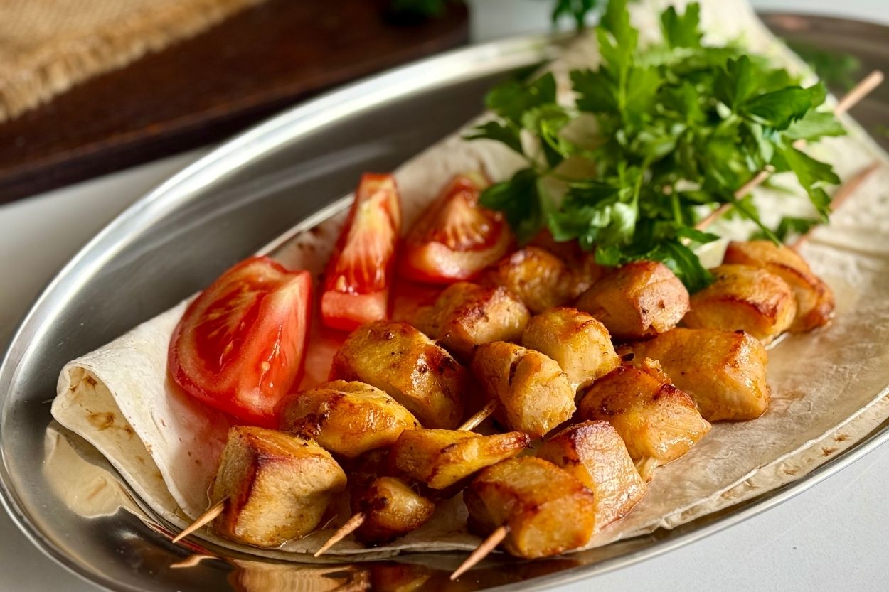 Soslu Tavuk Şiş Tarifi