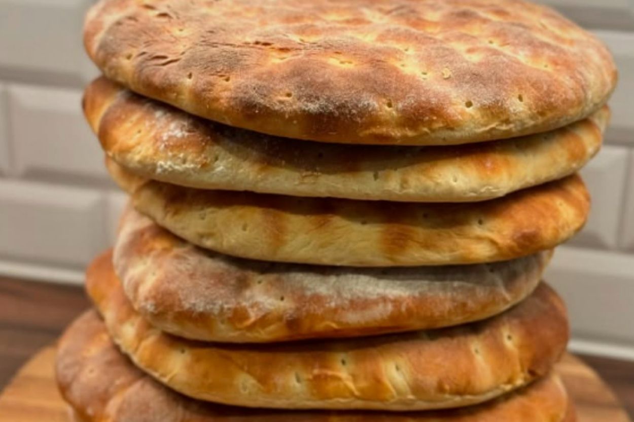 Bazlama Tadında Fırın Ekmeği Tarifi